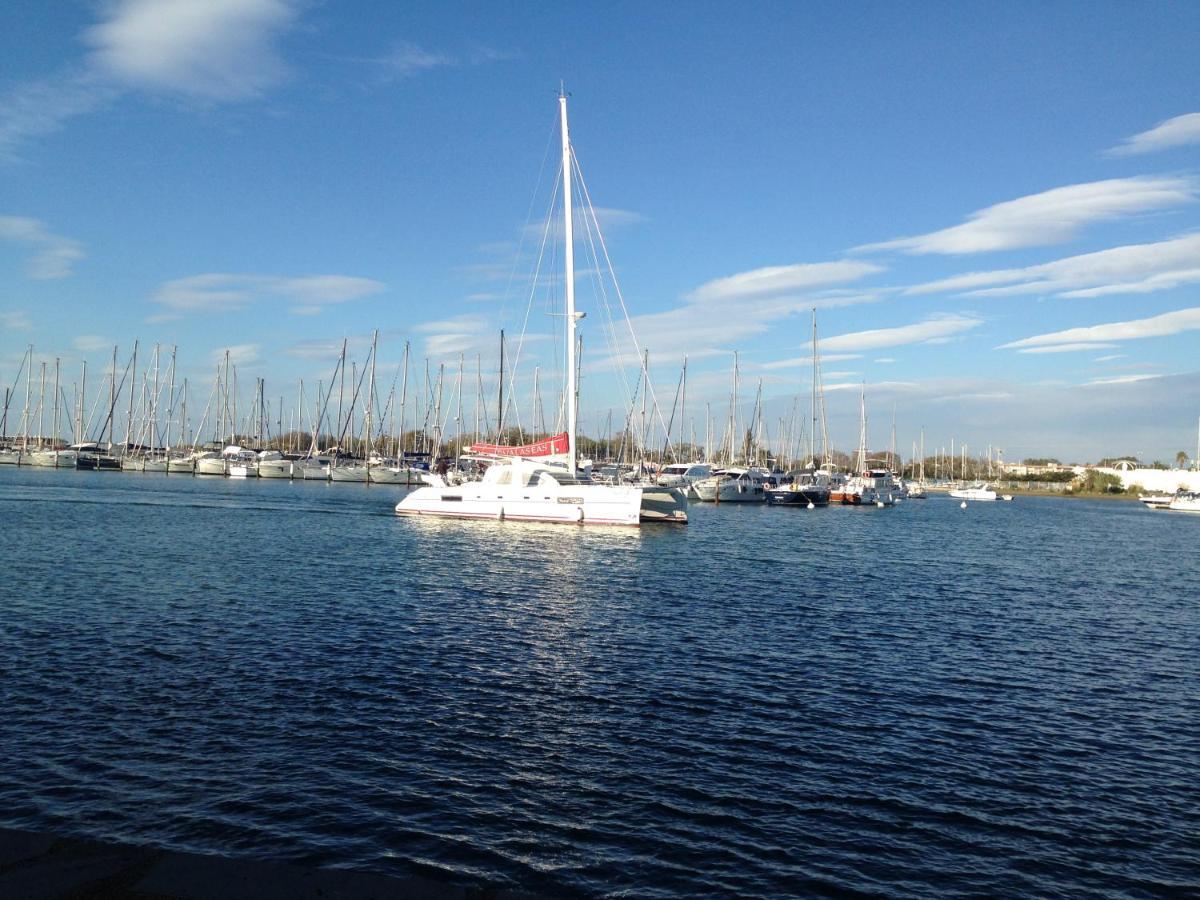 Studio - Les Pieds Dans L'Eau Agreable En Toutes Saisons 4 Couchages - Climatisation - Parking Prive - Piscine Sur Mer - Vue Magnifique Et Rare - Situation Optimum - Les Argonautes - Ile Des Pecheurs - Cap D'Agde Exteriör bild