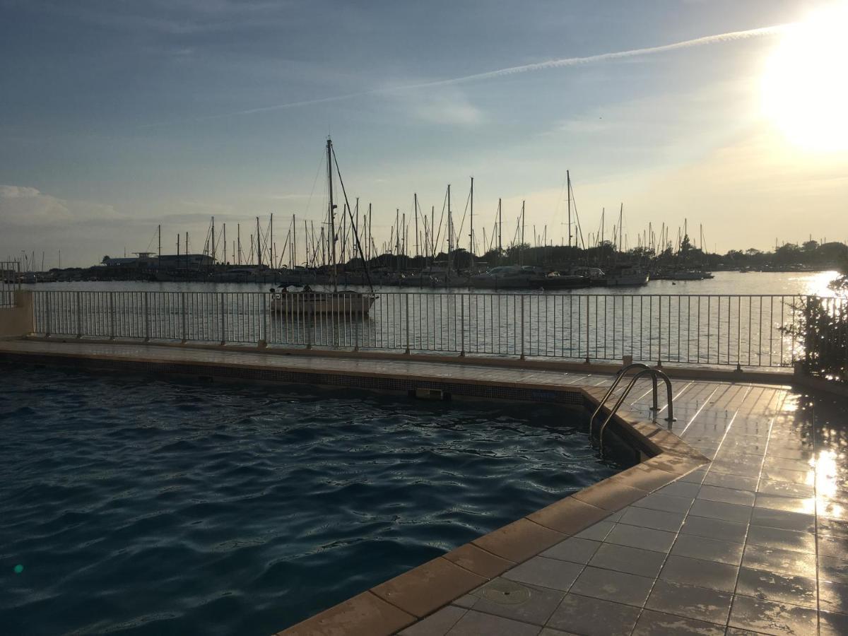 Studio - Les Pieds Dans L'Eau Agreable En Toutes Saisons 4 Couchages - Climatisation - Parking Prive - Piscine Sur Mer - Vue Magnifique Et Rare - Situation Optimum - Les Argonautes - Ile Des Pecheurs - Cap D'Agde Exteriör bild