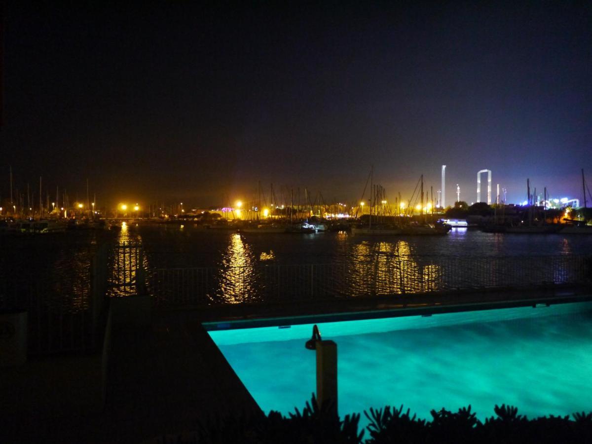 Studio - Les Pieds Dans L'Eau Agreable En Toutes Saisons 4 Couchages - Climatisation - Parking Prive - Piscine Sur Mer - Vue Magnifique Et Rare - Situation Optimum - Les Argonautes - Ile Des Pecheurs - Cap D'Agde Exteriör bild