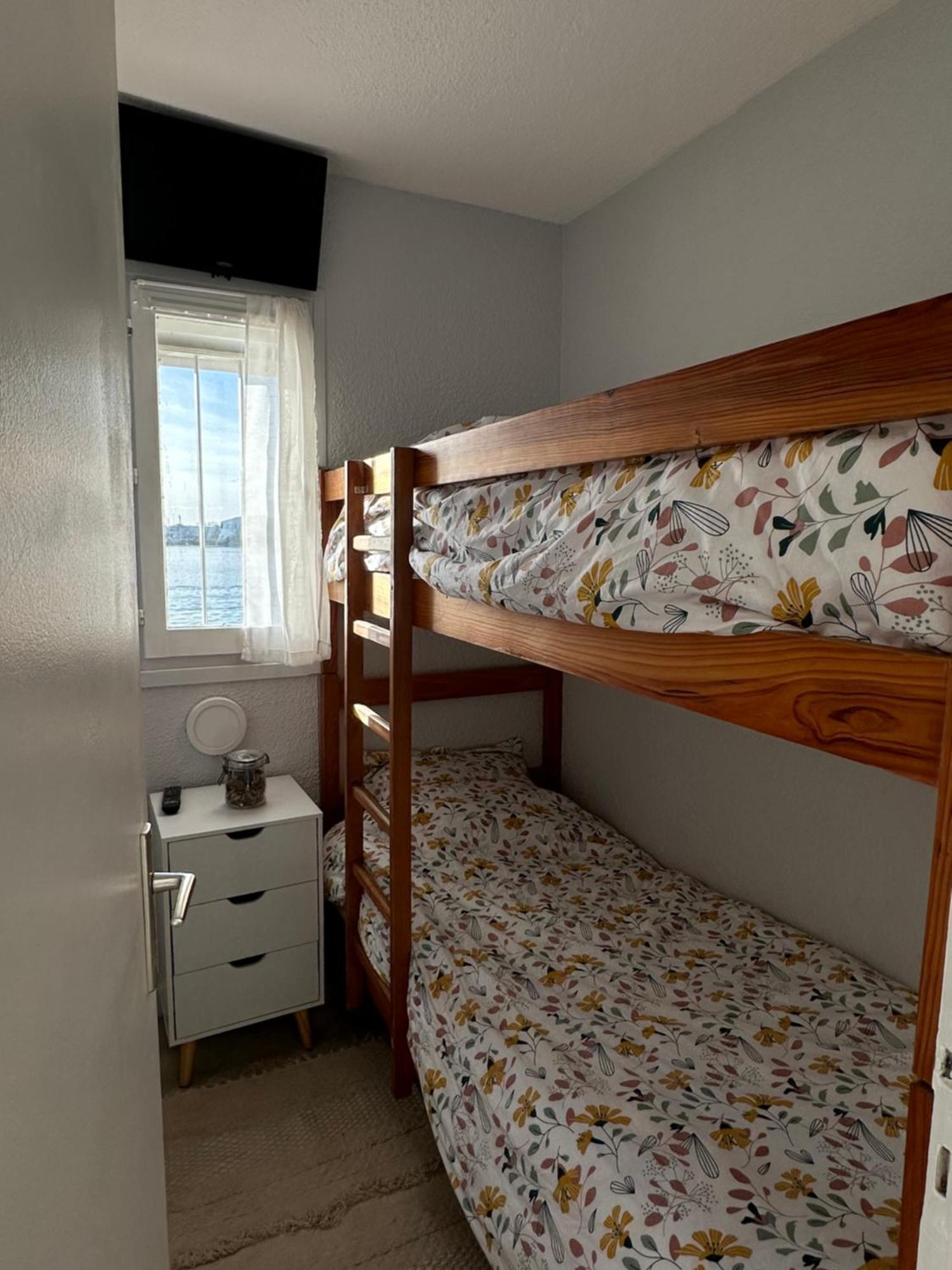 Studio - Les Pieds Dans L'Eau Agreable En Toutes Saisons 4 Couchages - Climatisation - Parking Prive - Piscine Sur Mer - Vue Magnifique Et Rare - Situation Optimum - Les Argonautes - Ile Des Pecheurs - Cap D'Agde Exteriör bild